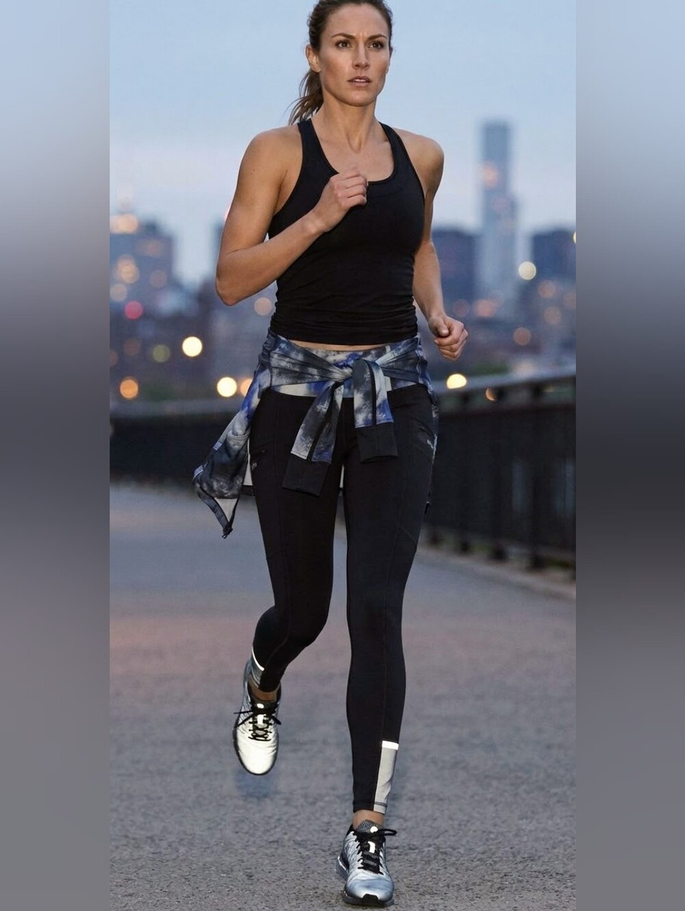 Lululemon Black Cropped Running Leggings with Zipper Pocket Reflective - Size 4